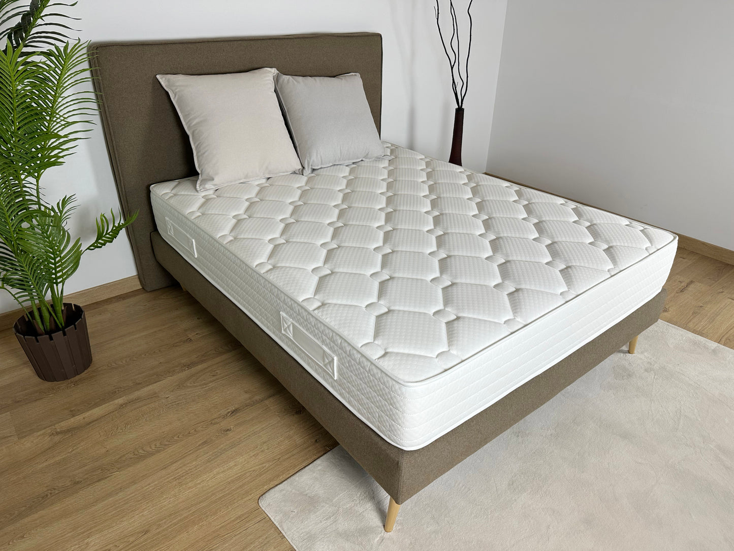 Colchón GADEA 26 cm HR Biopore y Viscopore | Núcleo Airtech 45D Alta Densidad | Firmeza Media | Reversible Verano/Invierno | Transpirable, Antibacteriano e Hipoalergénico